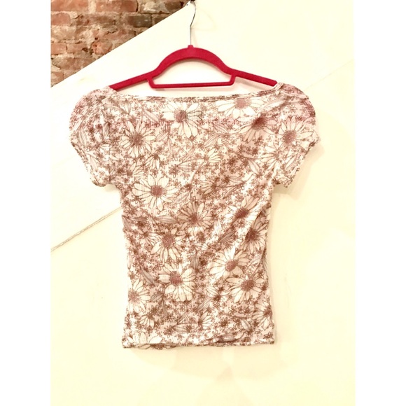 UP Cropped Floral Tee - Picture 2 of 3